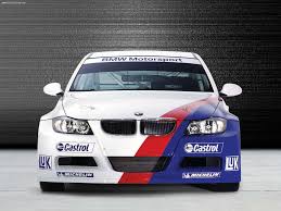 http://www.freedesktopwallpapers4u.com/img-2006-bmw-320si-e90-wtcc-wallpaper-02-1638.htm