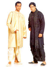 http://modamodamoda.wordpress.com/2009/01/12/india-na-moda/